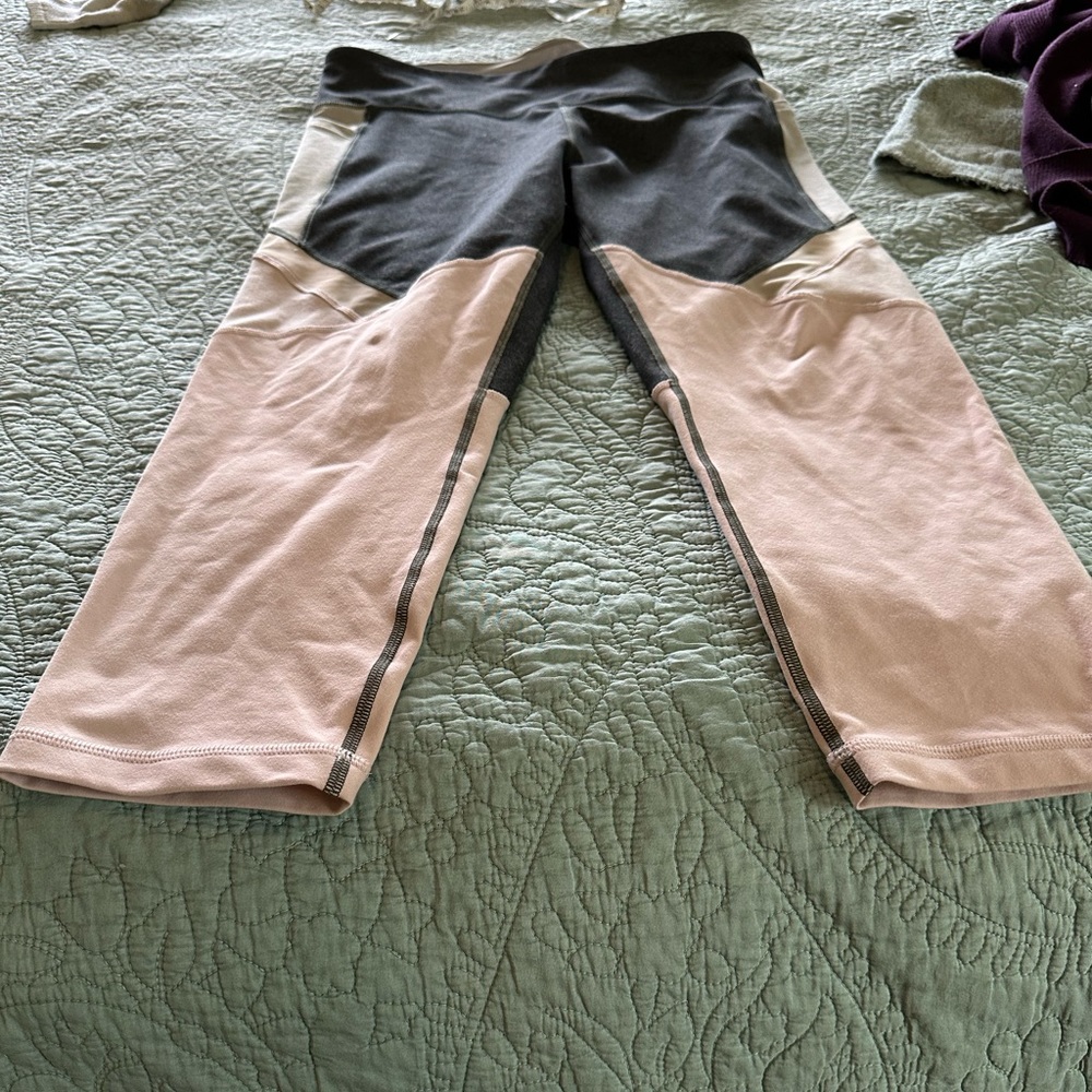 Pink and gray new balance leggings with pockets